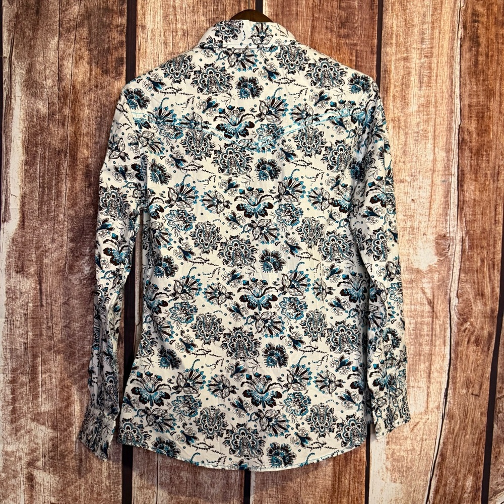 Cowgirl Hardware button shirt - Picture 6 of 9